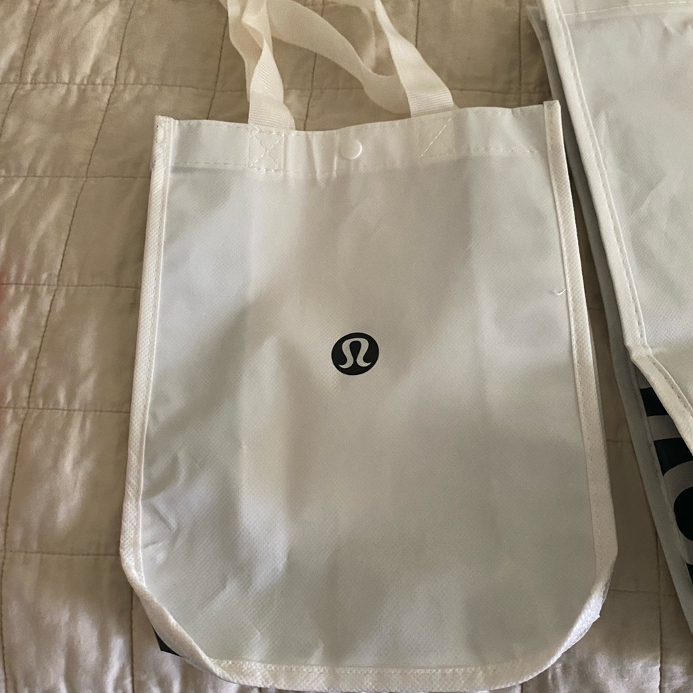 3 Lululemon shopping tote bags
